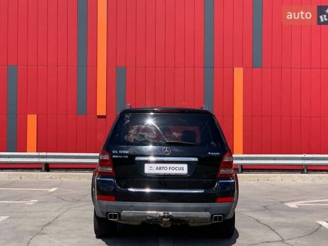 Черный Мерседес ГЛ-класс, объемом двигателя 5.46 л и пробегом 323 тыс. км за 10990 $, фото 5 на Automoto.ua