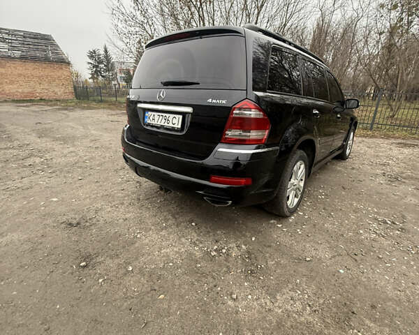 Чорний Мерседес ГЛ-Клас, об'ємом двигуна 4.7 л та пробігом 291 тис. км за 9600 $, фото 9 на Automoto.ua
