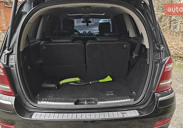 Чорний Мерседес ГЛ-Клас, об'ємом двигуна 4.66 л та пробігом 318 тис. км за 8900 $, фото 30 на Automoto.ua