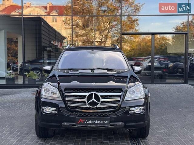 Мерседес ГЛ-Клас 2008 у Одесі на Automoto.ua Чорний Мерседес ГЛ-Клас, об'ємом двигуна 5.46 л та пробігом 193 тис. км за 14900 $, фото 1 на Automoto.ua