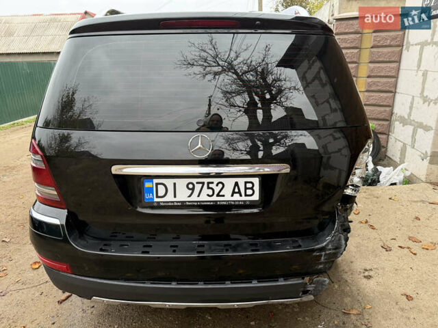 Черный Мерседес ГЛ-класс, объемом двигателя 5.46 л и пробегом 240 тыс. км за 6500 $, фото 6 на Automoto.ua