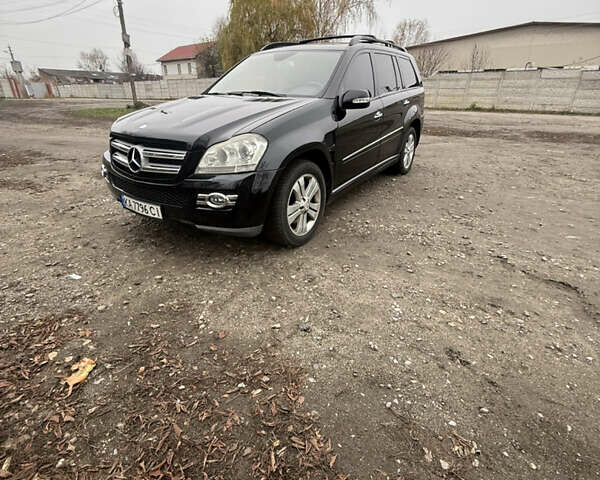Чорний Мерседес ГЛ-Клас, об'ємом двигуна 4.7 л та пробігом 291 тис. км за 9600 $, фото 13 на Automoto.ua