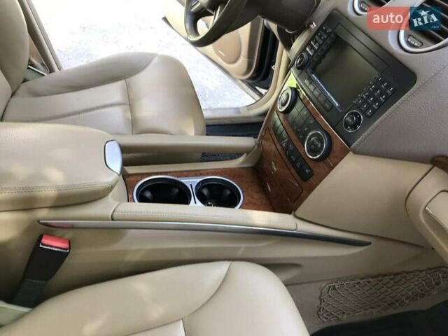 Черный Мерседес ГЛ-класс, объемом двигателя 4.7 л и пробегом 192 тыс. км за 16700 $, фото 10 на Automoto.ua