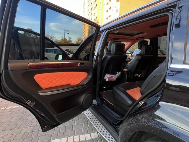 Мерседес ГЛ-класс 2008 в Одессе на Automoto.ua Черный Мерседес ГЛ-класс, объемом двигателя 5.5 л и пробегом 350 тыс. км за 21000 $, фото 3 на Automoto.ua