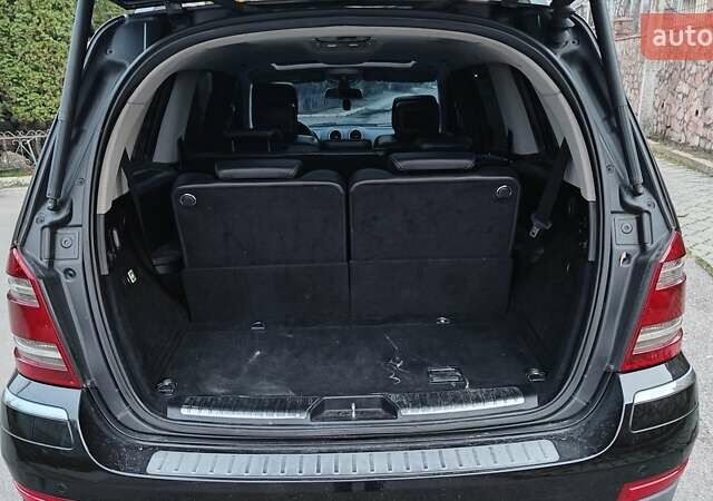 Чорний Мерседес ГЛ-Клас, об'ємом двигуна 4.66 л та пробігом 318 тис. км за 8900 $, фото 25 на Automoto.ua