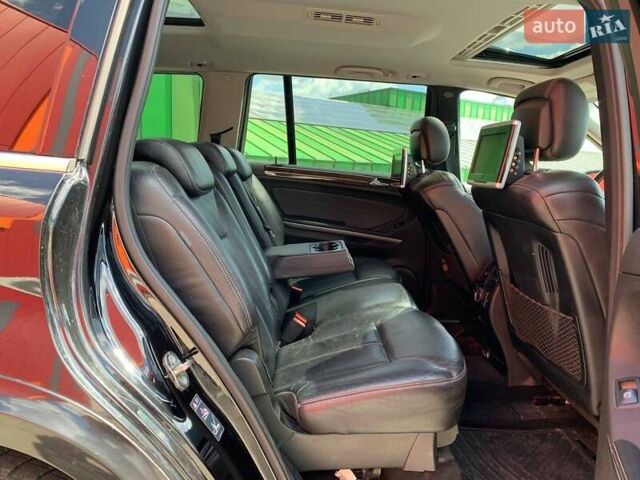 Чорний Мерседес ГЛ-Клас, об'ємом двигуна 5.46 л та пробігом 323 тис. км за 9690 $, фото 9 на Automoto.ua