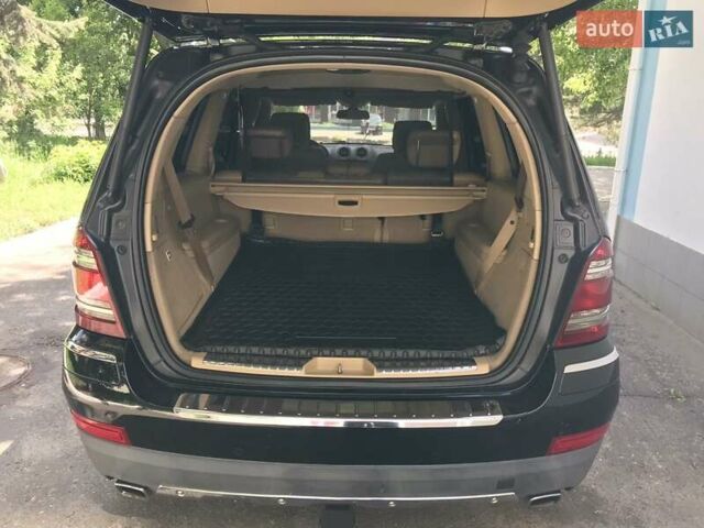 Черный Мерседес ГЛ-класс, объемом двигателя 4.7 л и пробегом 192 тыс. км за 16700 $, фото 3 на Automoto.ua