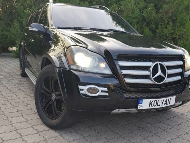 Черный Мерседес ГЛ-класс, объемом двигателя 5.5 л и пробегом 193 тыс. км за 14000 $, фото 4 на Automoto.ua