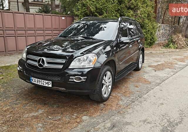 Чорний Мерседес ГЛ-Клас, об'ємом двигуна 4.66 л та пробігом 318 тис. км за 8900 $, фото 1 на Automoto.ua