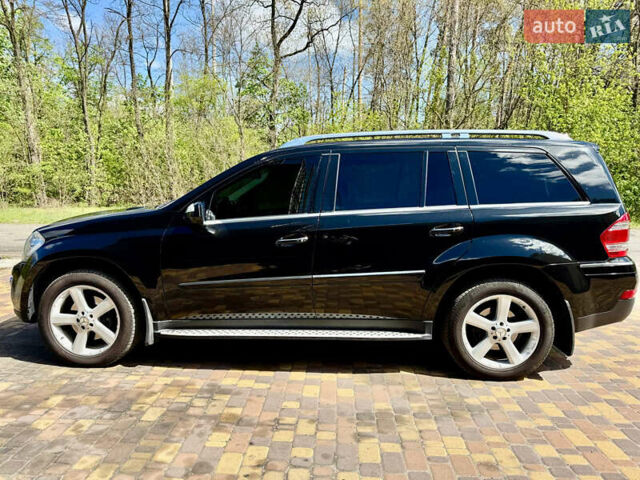 Чорний Мерседес ГЛ-Клас, об'ємом двигуна 4.7 л та пробігом 300 тис. км за 12100 $, фото 1 на Automoto.ua