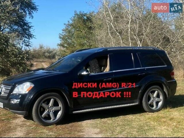 Черный Мерседес ГЛ-класс, объемом двигателя 5.46 л и пробегом 338 тыс. км за 16700 $, фото 47 на Automoto.ua