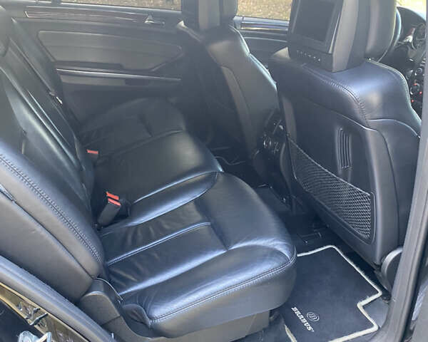 Черный Мерседес ГЛ-класс, объемом двигателя 5.46 л и пробегом 127 тыс. км за 16000 $, фото 12 на Automoto.ua