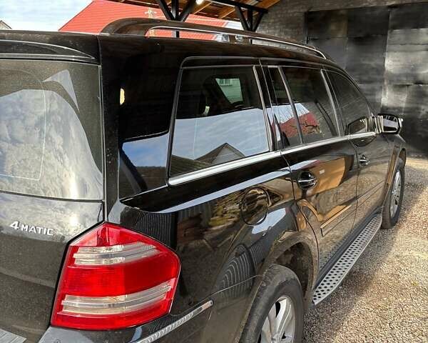 Черный Мерседес ГЛ-класс, объемом двигателя 5.46 л и пробегом 335 тыс. км за 13500 $, фото 14 на Automoto.ua