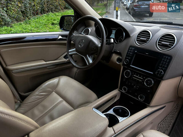 Черный Мерседес ГЛ-класс, объемом двигателя 2.99 л и пробегом 112 тыс. км за 19500 $, фото 17 на Automoto.ua