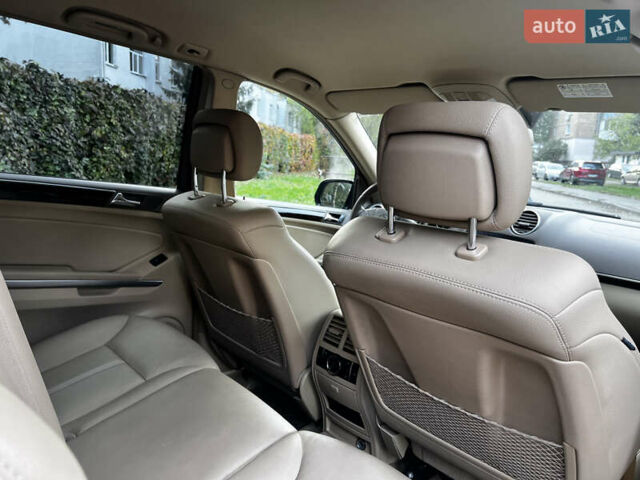 Черный Мерседес ГЛ-класс, объемом двигателя 2.99 л и пробегом 112 тыс. км за 19500 $, фото 19 на Automoto.ua