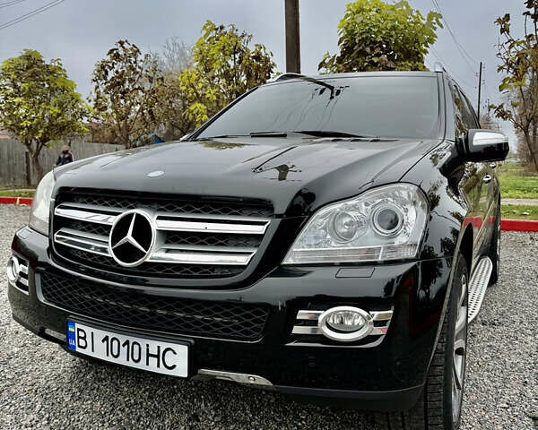 Чорний Мерседес ГЛ-Клас, об'ємом двигуна 4.66 л та пробігом 205 тис. км за 17000 $, фото 19 на Automoto.ua