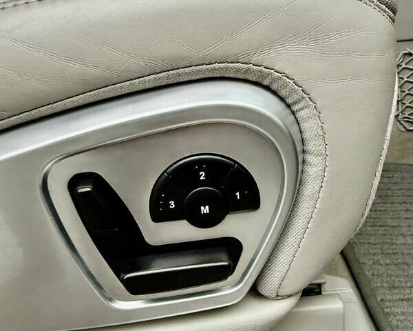 Чорний Мерседес ГЛ-Клас, об'ємом двигуна 4.66 л та пробігом 205 тис. км за 17000 $, фото 18 на Automoto.ua