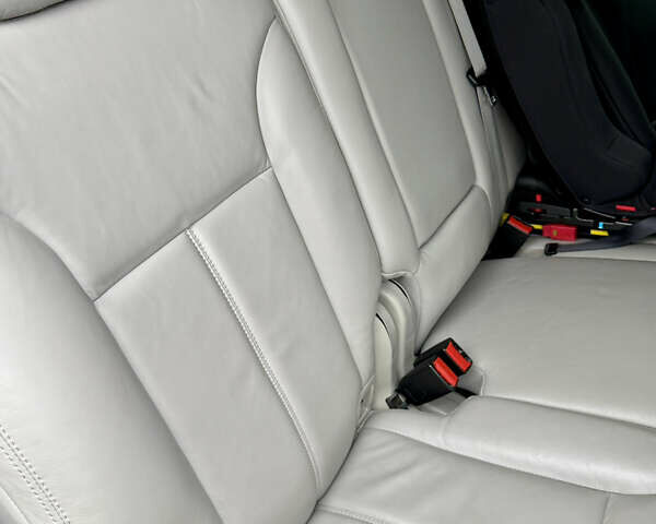 Чорний Мерседес ГЛ-Клас, об'ємом двигуна 4.66 л та пробігом 205 тис. км за 17000 $, фото 17 на Automoto.ua