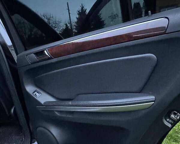 Черный Мерседес ГЛ-класс, объемом двигателя 2.99 л и пробегом 279 тыс. км за 17500 $, фото 24 на Automoto.ua