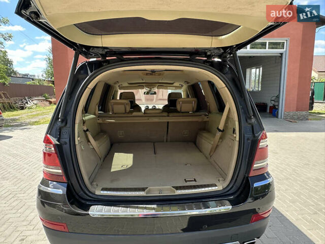 Черный Мерседес ГЛ-класс, объемом двигателя 4.7 л и пробегом 223 тыс. км за 14955 $, фото 40 на Automoto.ua