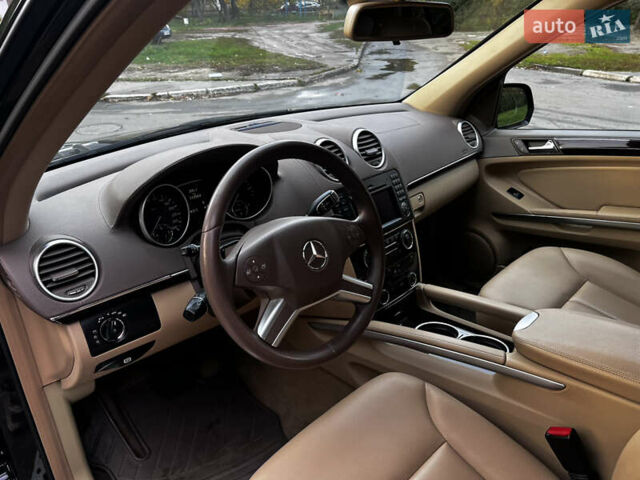 Черный Мерседес ГЛ-класс, объемом двигателя 2.99 л и пробегом 112 тыс. км за 19500 $, фото 7 на Automoto.ua