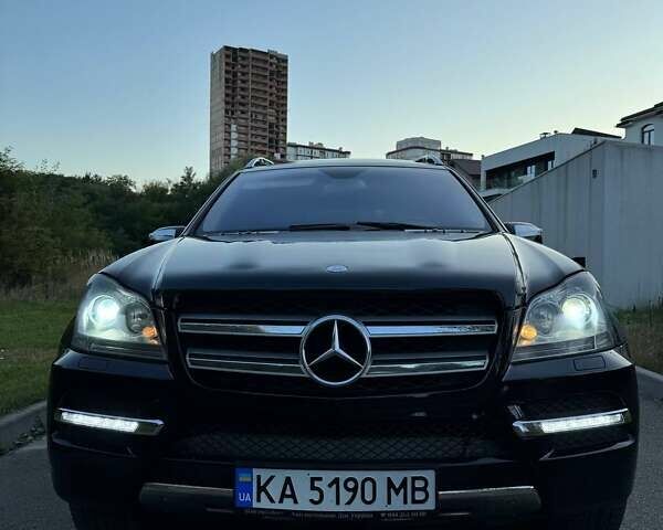 Чорний Мерседес ГЛ-Клас, об'ємом двигуна 5.46 л та пробігом 224 тис. км за 14500 $, фото 10 на Automoto.ua