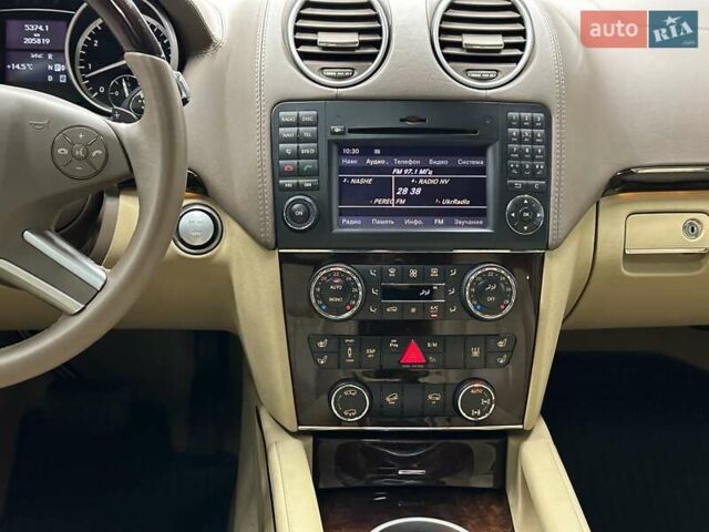 Черный Мерседес ГЛ-класс, объемом двигателя 5.46 л и пробегом 205 тыс. км за 16500 $, фото 38 на Automoto.ua