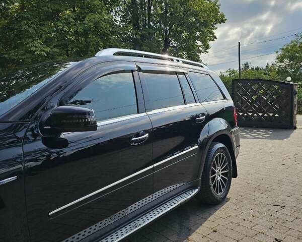 Мерседес ГЛ-Клас 2010 у Калуше на Automoto.ua Чорний Мерседес ГЛ-Клас, об'ємом двигуна 3 л та пробігом 320 тис. км за 15300 $, фото 9 на Automoto.ua