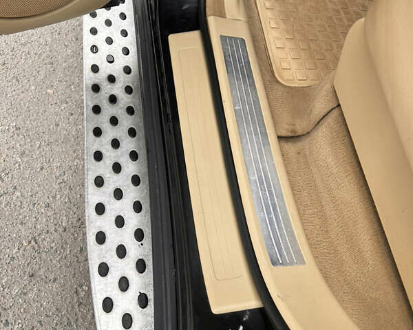 Мерседес ГЛ-Клас 2010 у Сумах на Automoto.ua Чорний Мерседес ГЛ-Клас, об'ємом двигуна 3 л та пробігом 154 тис. км за 14500 $, фото 11 на Automoto.ua