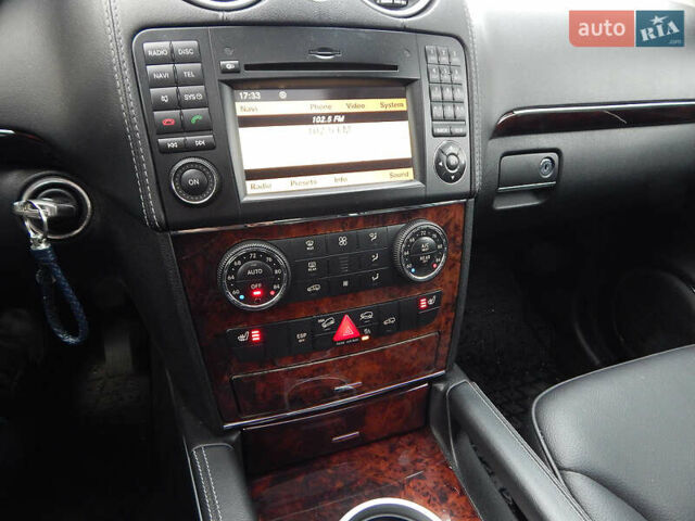 Черный Мерседес ГЛ-класс, объемом двигателя 2.99 л и пробегом 204 тыс. км за 14998 $, фото 25 на Automoto.ua