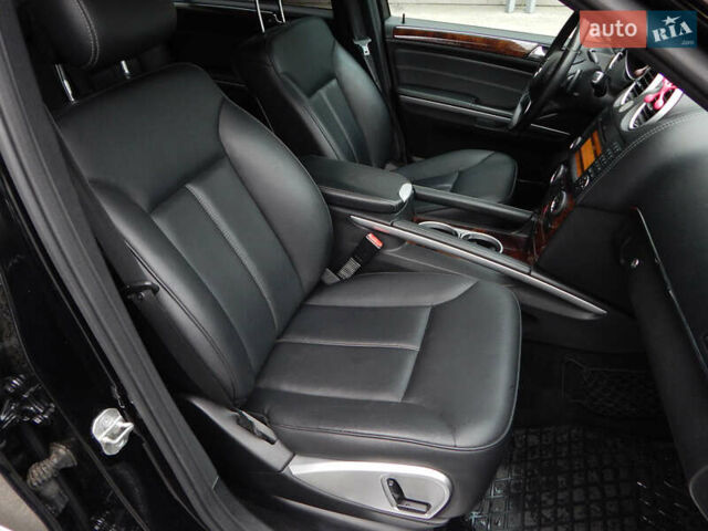 Черный Мерседес ГЛ-класс, объемом двигателя 2.99 л и пробегом 204 тыс. км за 14998 $, фото 22 на Automoto.ua