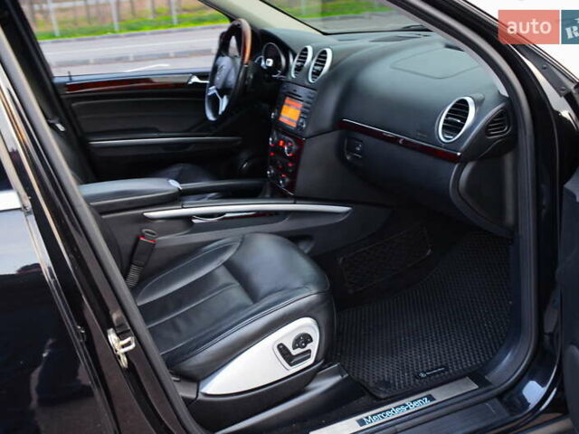 Чорний Мерседес ГЛ-Клас, об'ємом двигуна 5.5 л та пробігом 179 тис. км за 15800 $, фото 10 на Automoto.ua