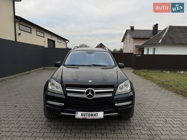Черный Мерседес ГЛ-класс, объемом двигателя 5.46 л и пробегом 246 тыс. км за 14900 $, фото 21 на Automoto.ua