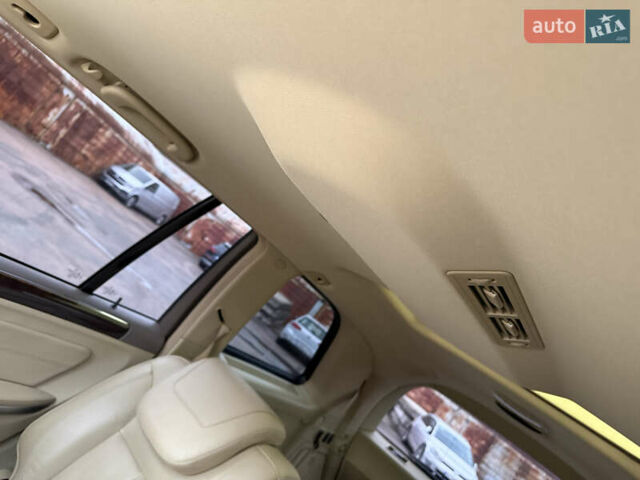 Чорний Мерседес ГЛ-Клас, об'ємом двигуна 4.66 л та пробігом 218 тис. км за 14999 $, фото 15 на Automoto.ua