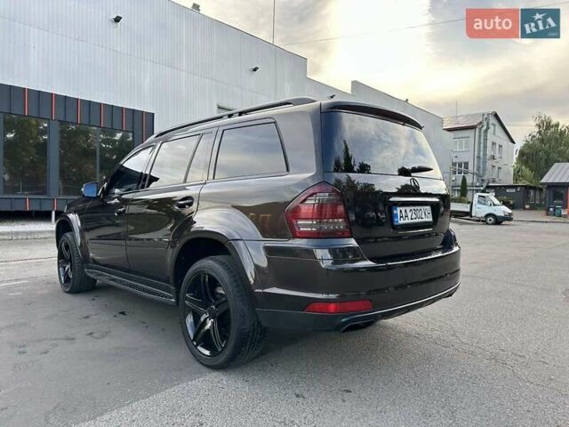 Черный Мерседес ГЛ-класс, объемом двигателя 5.46 л и пробегом 209 тыс. км за 19600 $, фото 22 на Automoto.ua