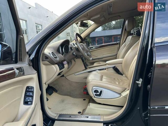 Черный Мерседес ГЛ-класс, объемом двигателя 5.46 л и пробегом 209 тыс. км за 19600 $, фото 12 на Automoto.ua