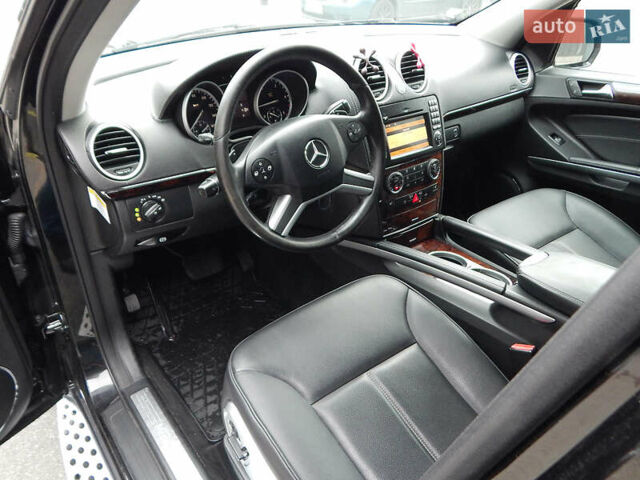 Черный Мерседес ГЛ-класс, объемом двигателя 2.99 л и пробегом 204 тыс. км за 14998 $, фото 19 на Automoto.ua