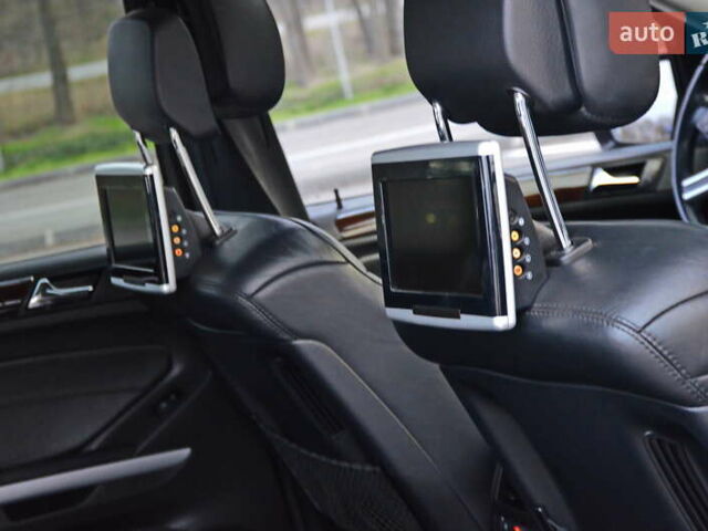 Чорний Мерседес ГЛ-Клас, об'ємом двигуна 5.5 л та пробігом 179 тис. км за 15800 $, фото 9 на Automoto.ua