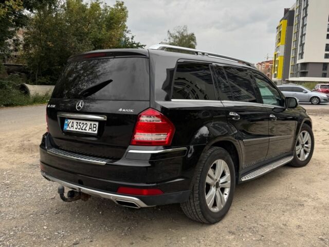 Черный Мерседес ГЛ-класс, объемом двигателя 4.7 л и пробегом 263 тыс. км за 20000 $, фото 2 на Automoto.ua