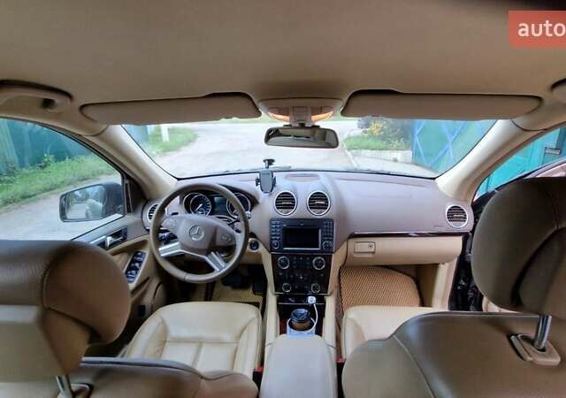 Черный Мерседес ГЛ-класс, объемом двигателя 3 л и пробегом 220 тыс. км за 18500 $, фото 10 на Automoto.ua