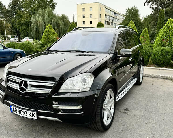 Черный Мерседес ГЛ-класс, объемом двигателя 5.46 л и пробегом 227 тыс. км за 21900 $, фото 2 на Automoto.ua