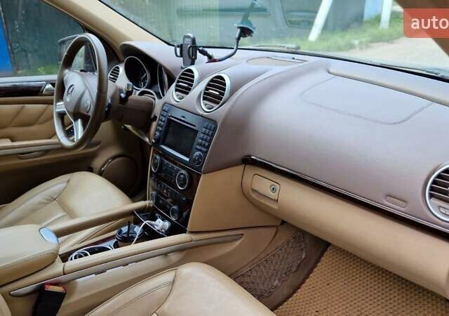 Черный Мерседес ГЛ-класс, объемом двигателя 3 л и пробегом 220 тыс. км за 18500 $, фото 11 на Automoto.ua