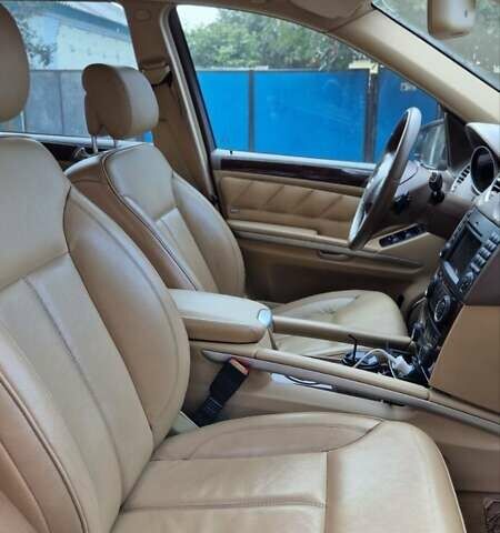 Черный Мерседес ГЛ-класс, объемом двигателя 3 л и пробегом 220 тыс. км за 18500 $, фото 12 на Automoto.ua