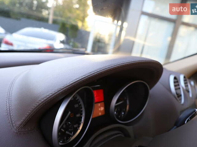 Черный Мерседес ГЛ-класс, объемом двигателя 2.99 л и пробегом 229 тыс. км за 17999 $, фото 84 на Automoto.ua