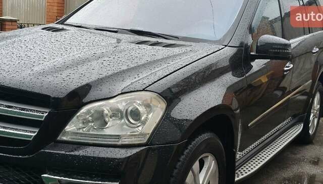 Чорний Мерседес ГЛ-Клас, об'ємом двигуна 5.46 л та пробігом 180 тис. км за 15300 $, фото 16 на Automoto.ua
