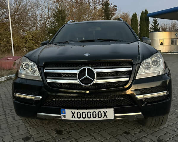 Черный Мерседес ГЛ-класс, объемом двигателя 2.99 л и пробегом 220 тыс. км за 19200 $, фото 1 на Automoto.ua