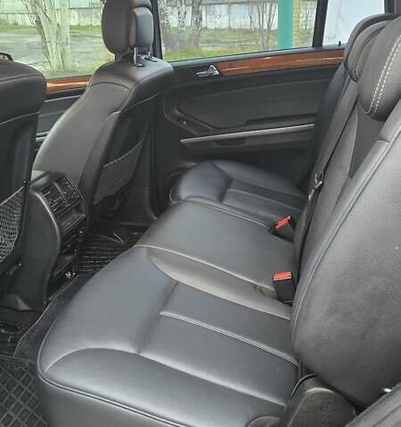 Чорний Мерседес ГЛ-Клас, об'ємом двигуна 2.99 л та пробігом 227 тис. км за 17800 $, фото 7 на Automoto.ua