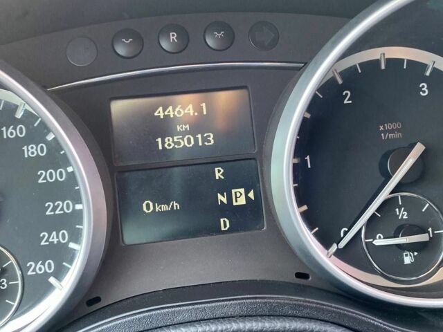 Черный Мерседес ГЛ-класс, объемом двигателя 3 л и пробегом 190 тыс. км за 25000 $, фото 17 на Automoto.ua