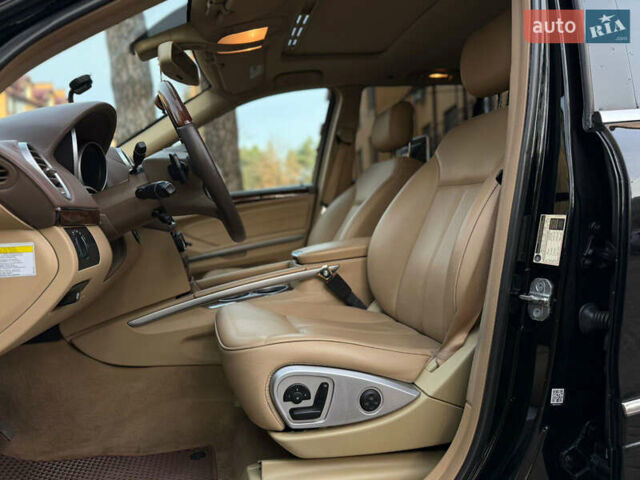 Черный Мерседес ГЛ-класс, объемом двигателя 3 л и пробегом 293 тыс. км за 17900 $, фото 17 на Automoto.ua