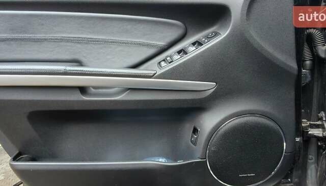 Чорний Мерседес ГЛ-Клас, об'ємом двигуна 5.46 л та пробігом 180 тис. км за 15300 $, фото 25 на Automoto.ua